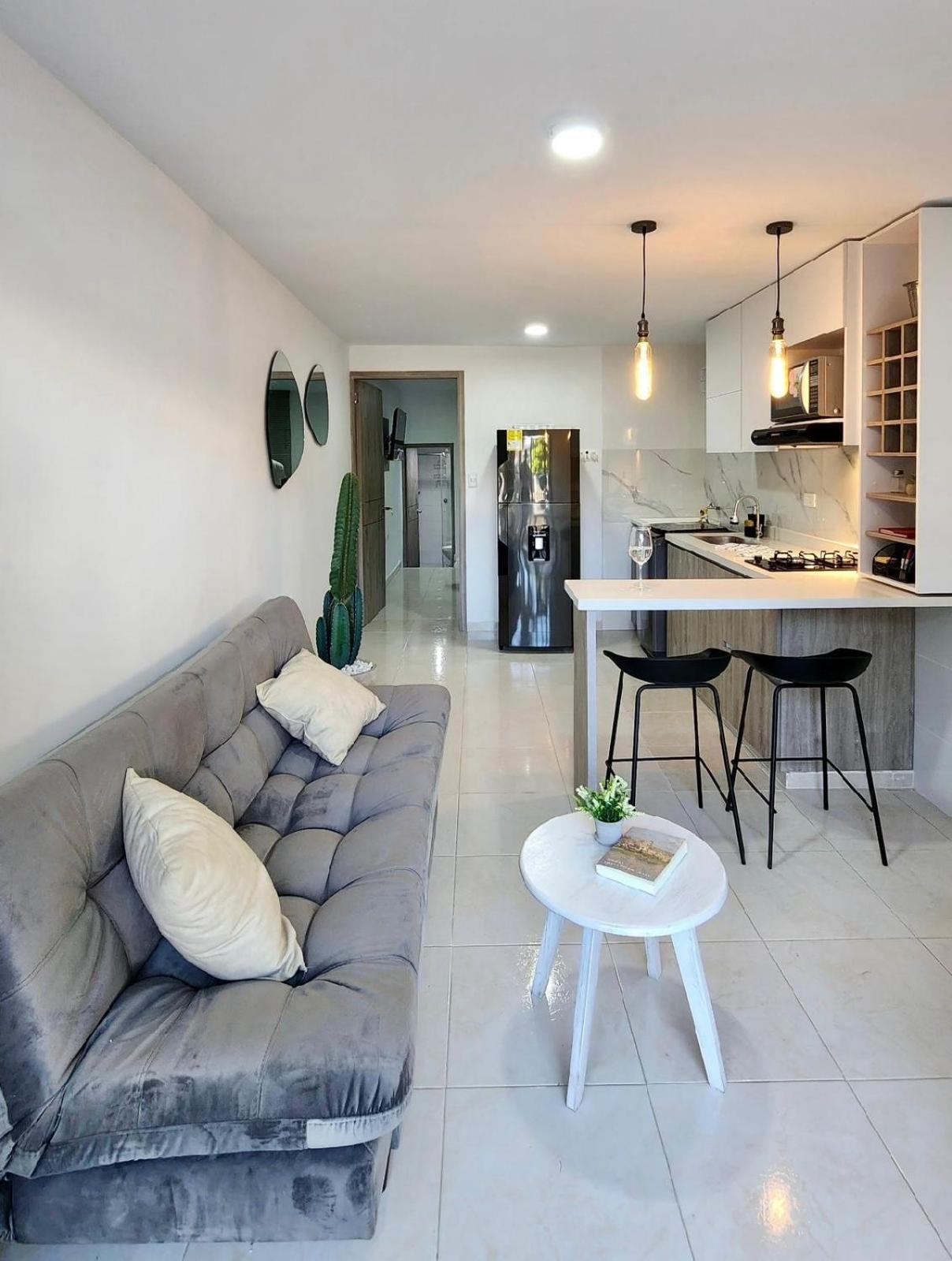 Lujoso En Excelente Ubicacion Con Aire Acondicionado Apartment Cali
