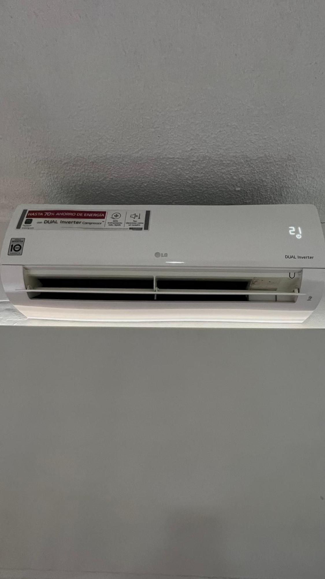 Apartment Lujoso En Excelente Ubicacion Con Aire Acondicionado Cali